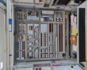 Control cabinet Glenrath TreeTop